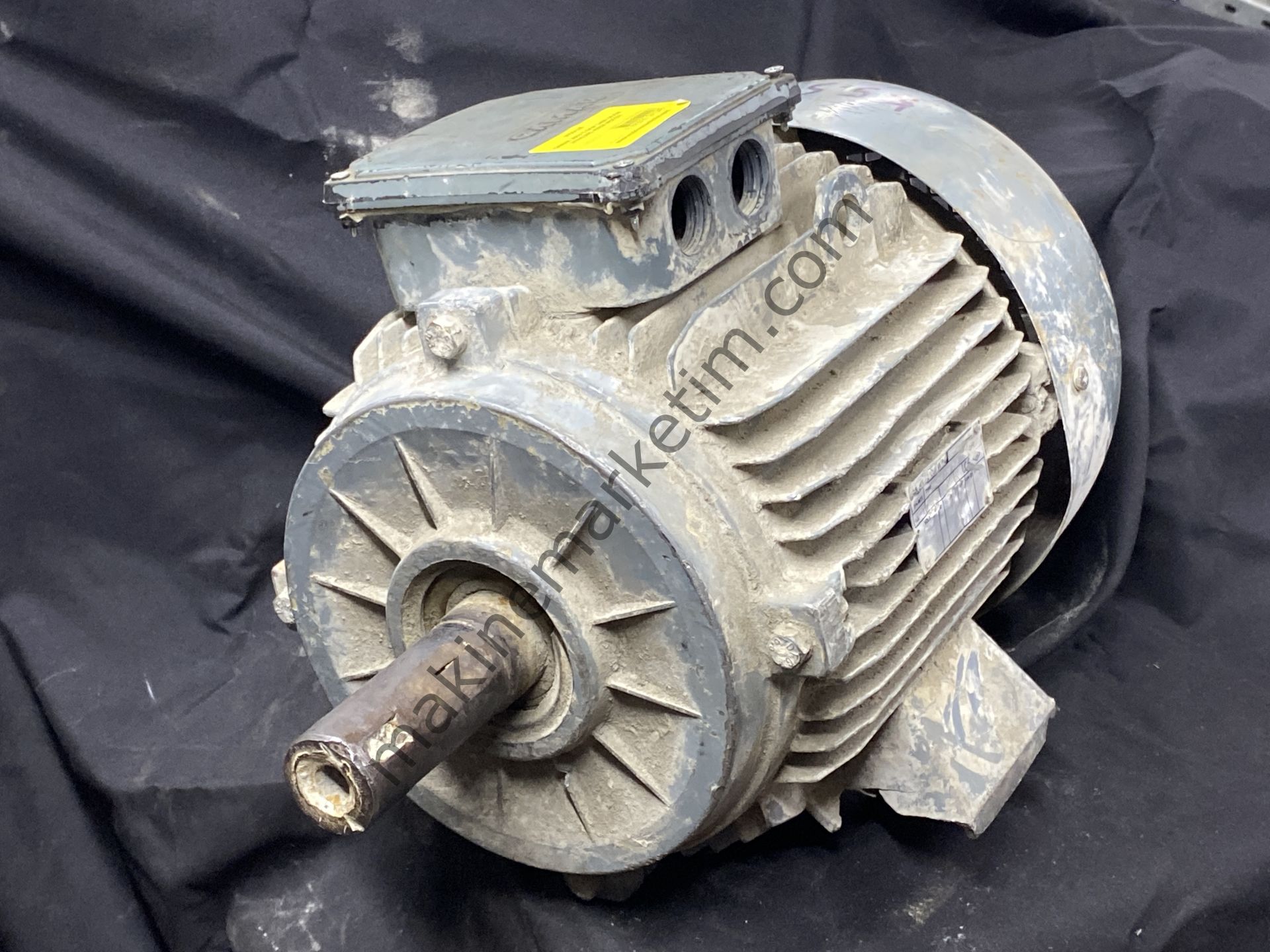 GAMAK 380V 5.5KW 1400 DEVİR MOTOR AYAKLARI YOK