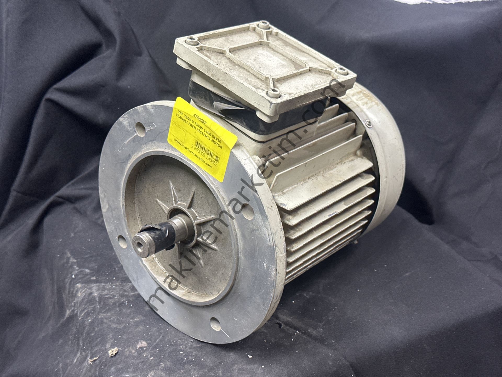 YSF 380V 0.75KW 1400 DEVİR FLANŞLI FREN SİSTEMLİ MOTOR