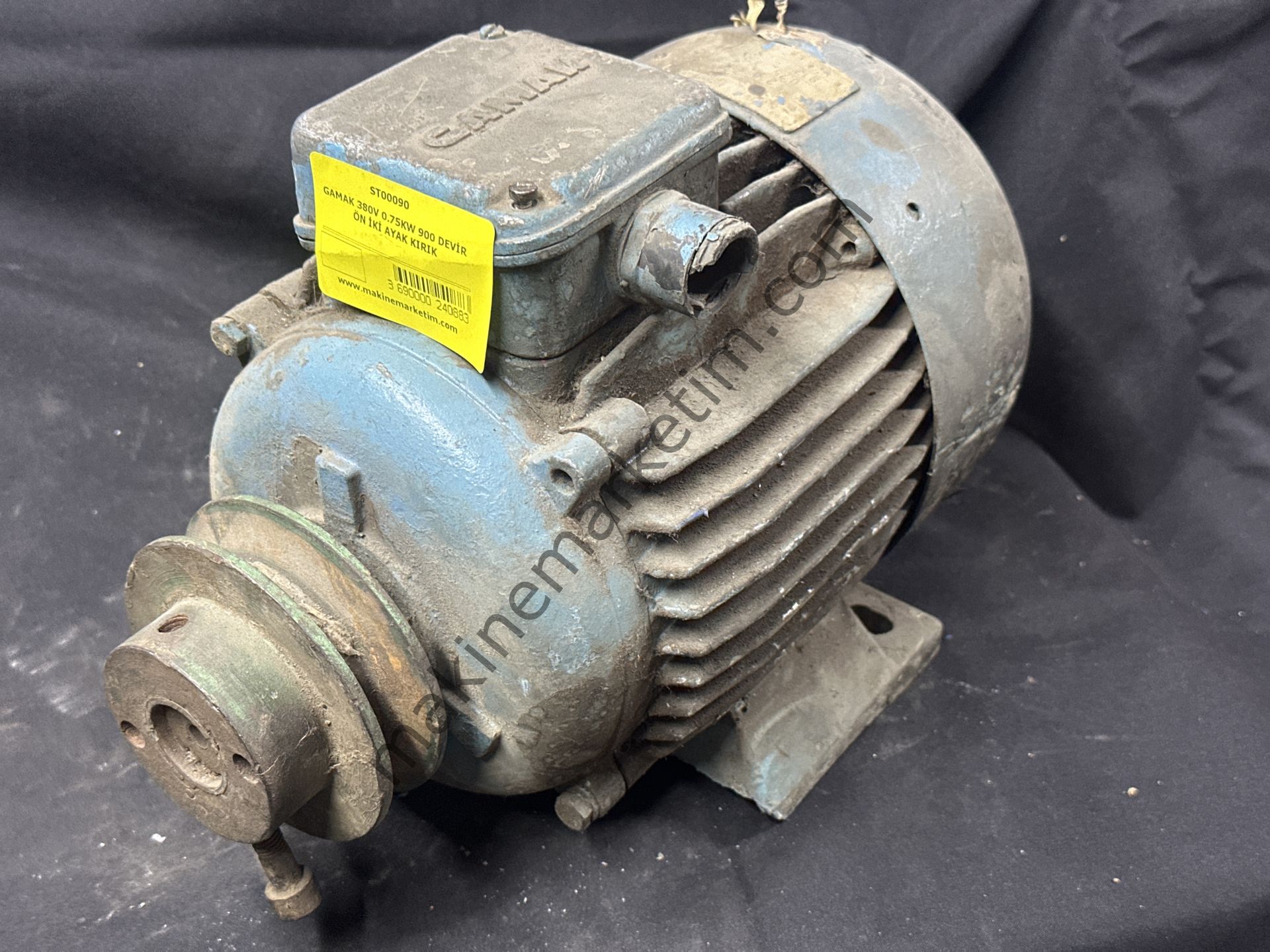 GAMAK 380V 0.75KW 900 DEVİR ÖN İKİ AYAK KIRIK
