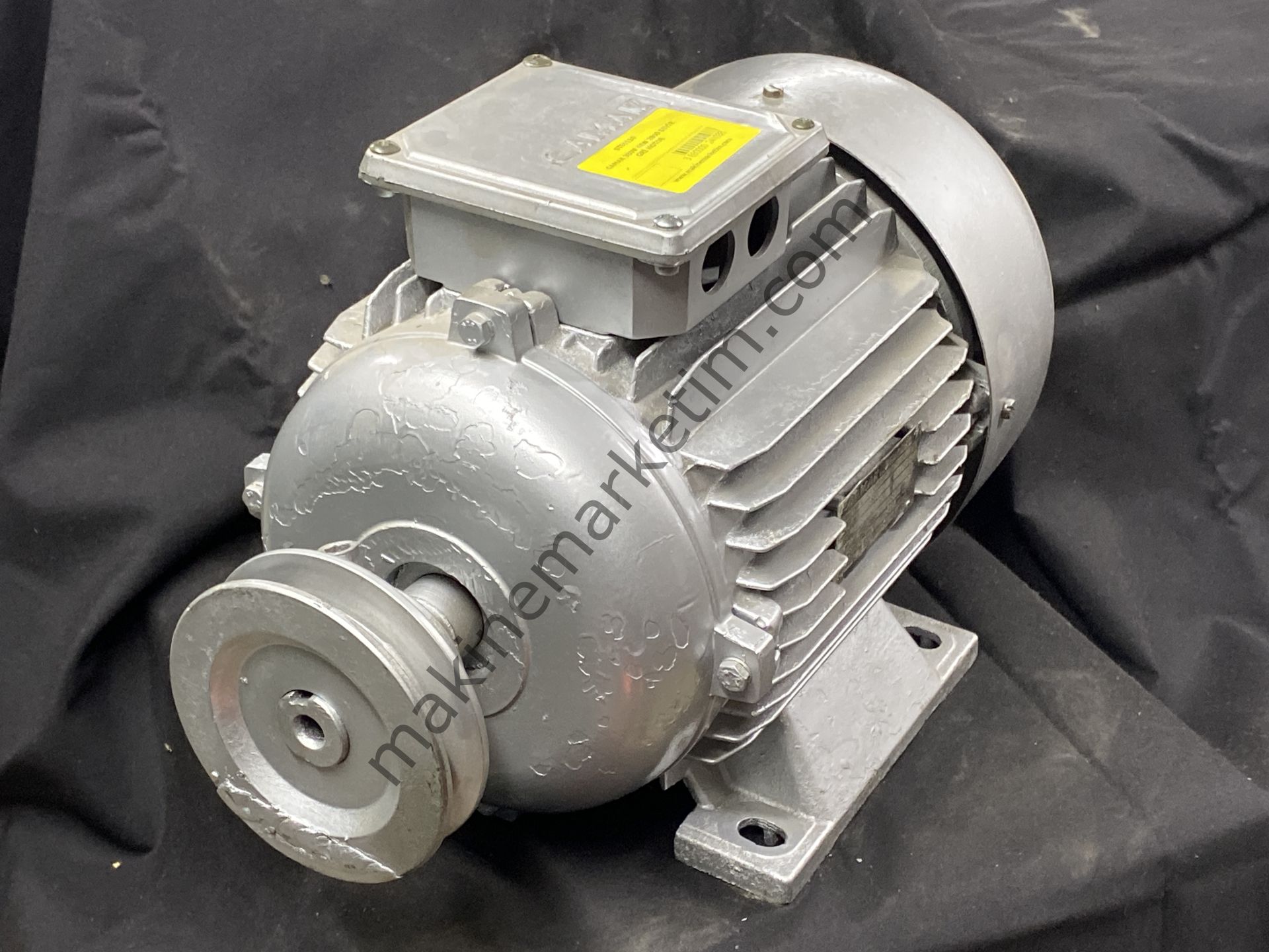 GAMAK 380V 4KW 2800 DEVİR MOTOR