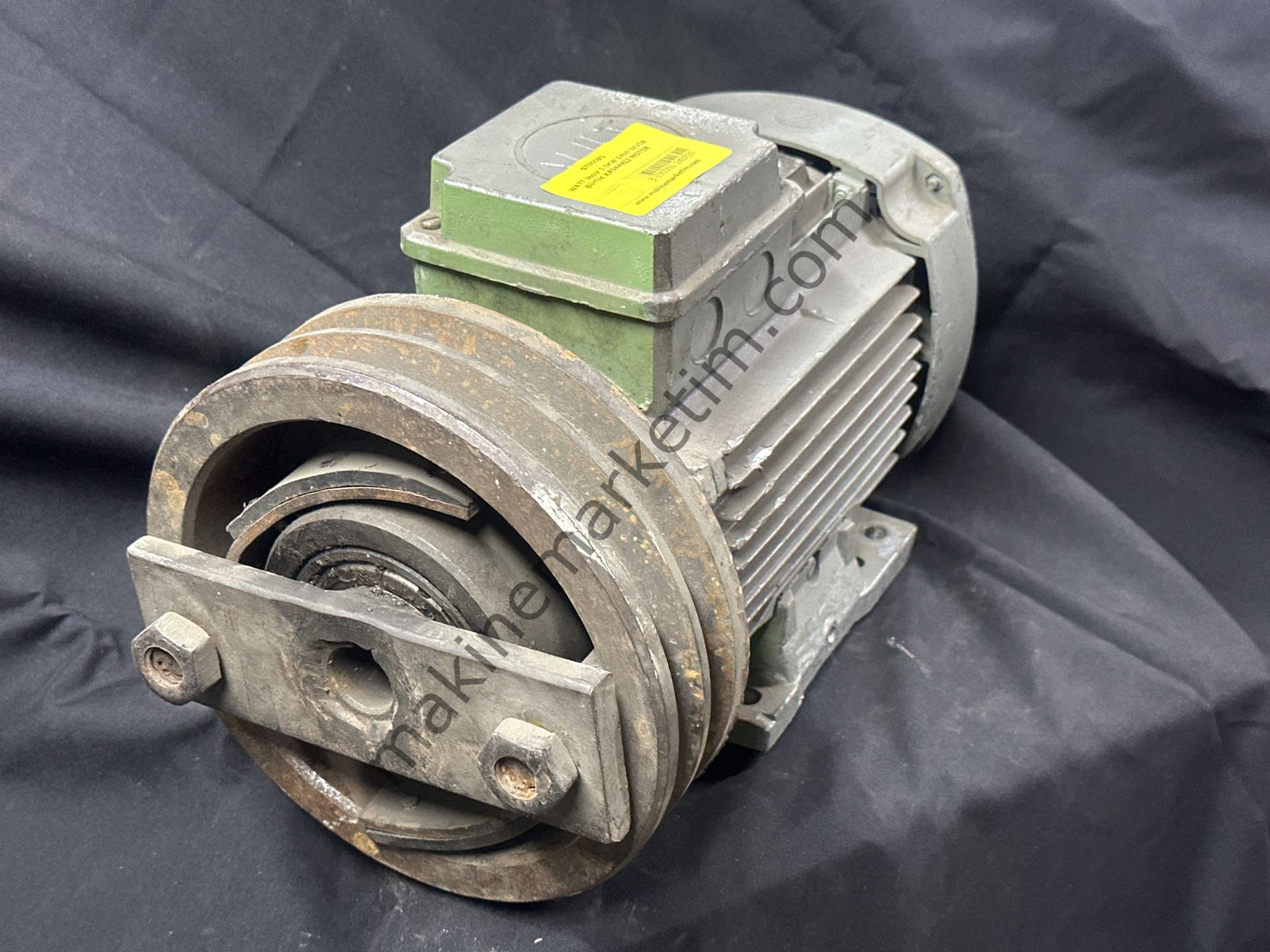 WAT 380V 1.5KW 1400 DEVİR BÜYÜK KASNAKLI MOTOR