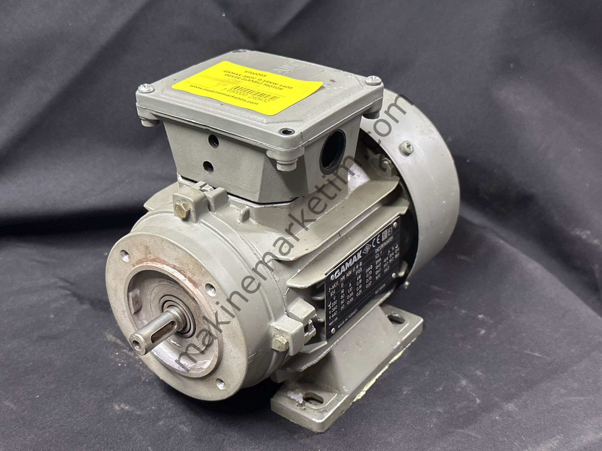 GAMAK 380V  0.18KW 1400 DEVİR FLANŞLI MOTOR